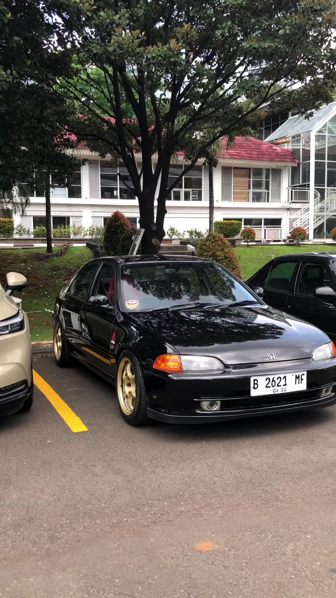 @utikautsar