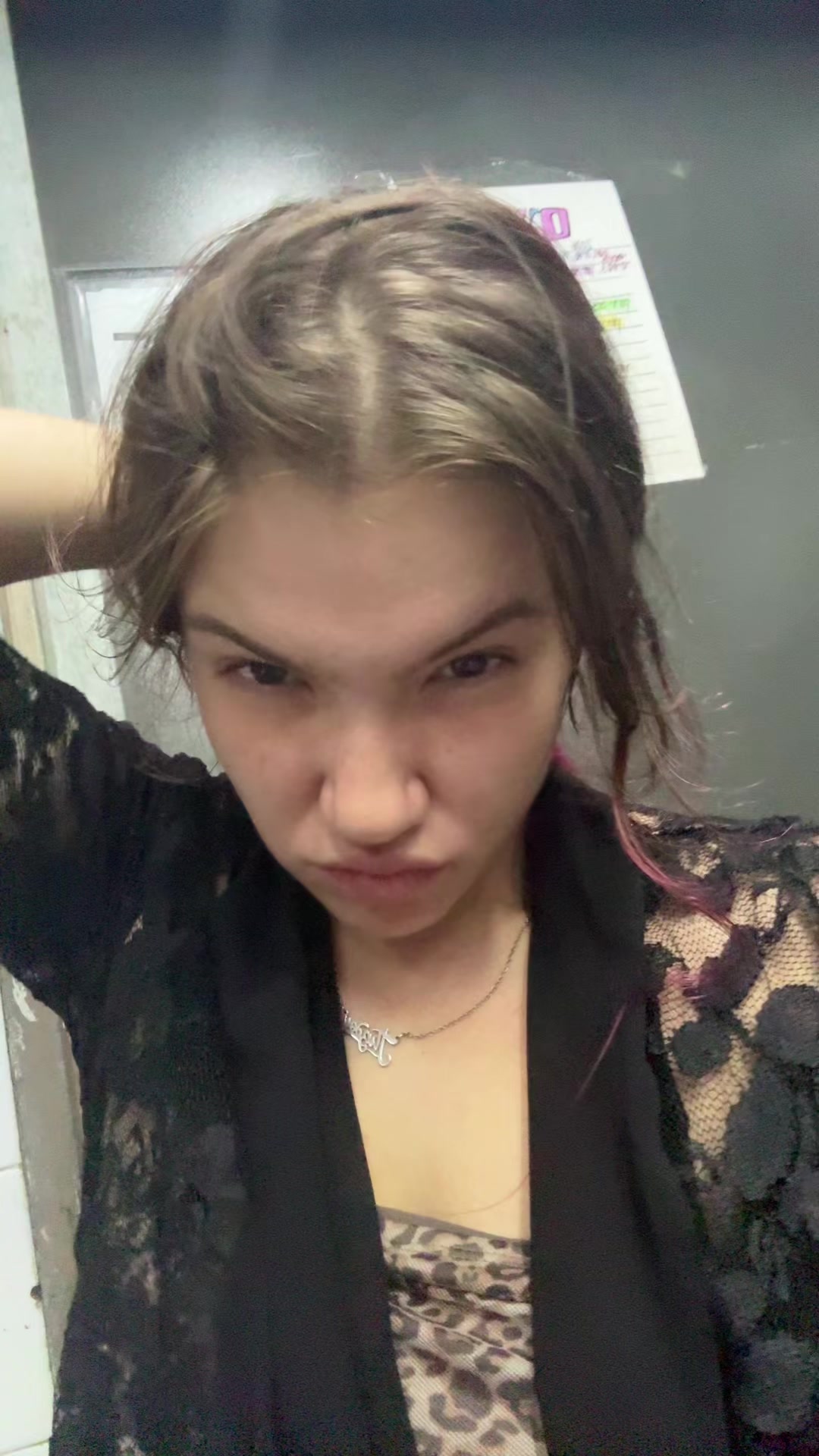 @Frehushh