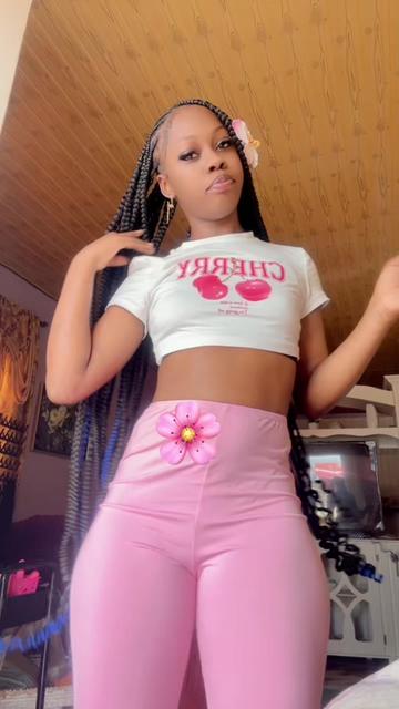 @😩ONE&ONLYMiss RAY🍑🍯 🤏🏽