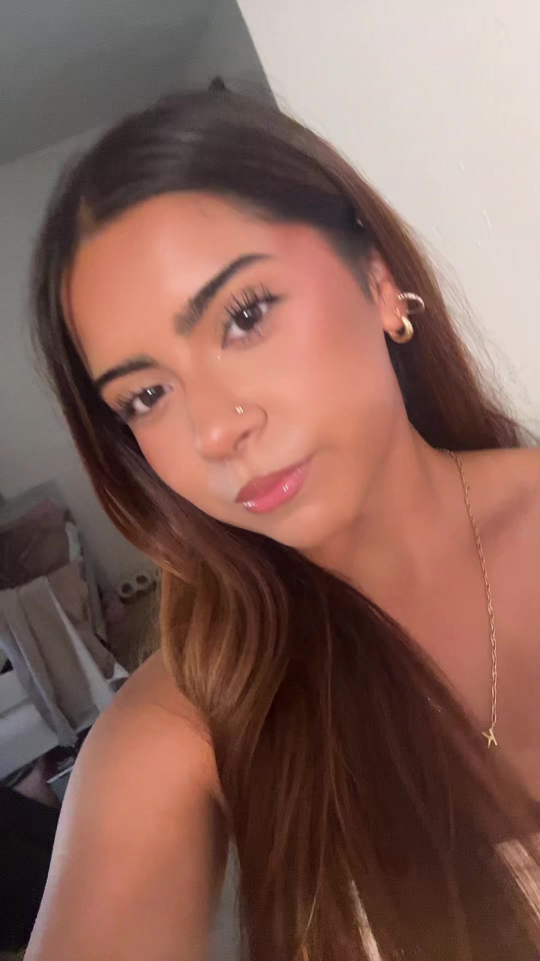 @𝑦𝑜𝑚𝑖