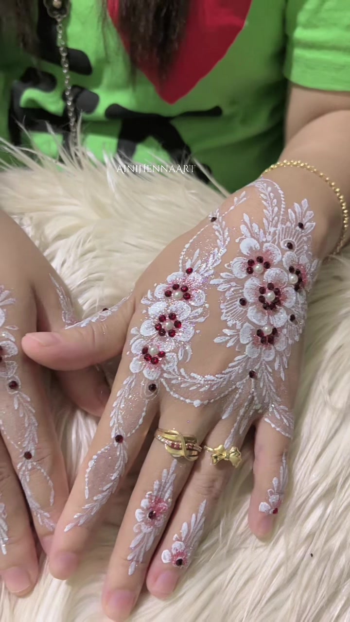 @Aini Henna