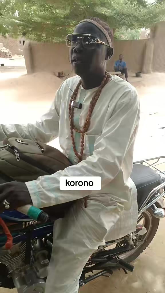 @Korono