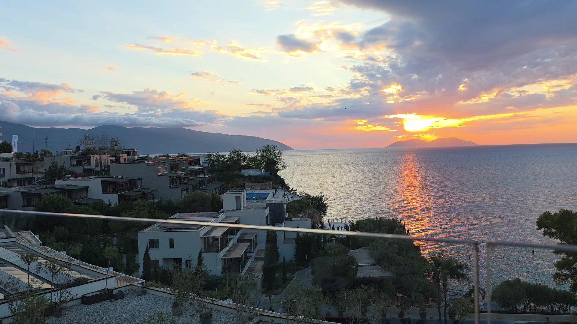 @Ervis Xhanari Remax