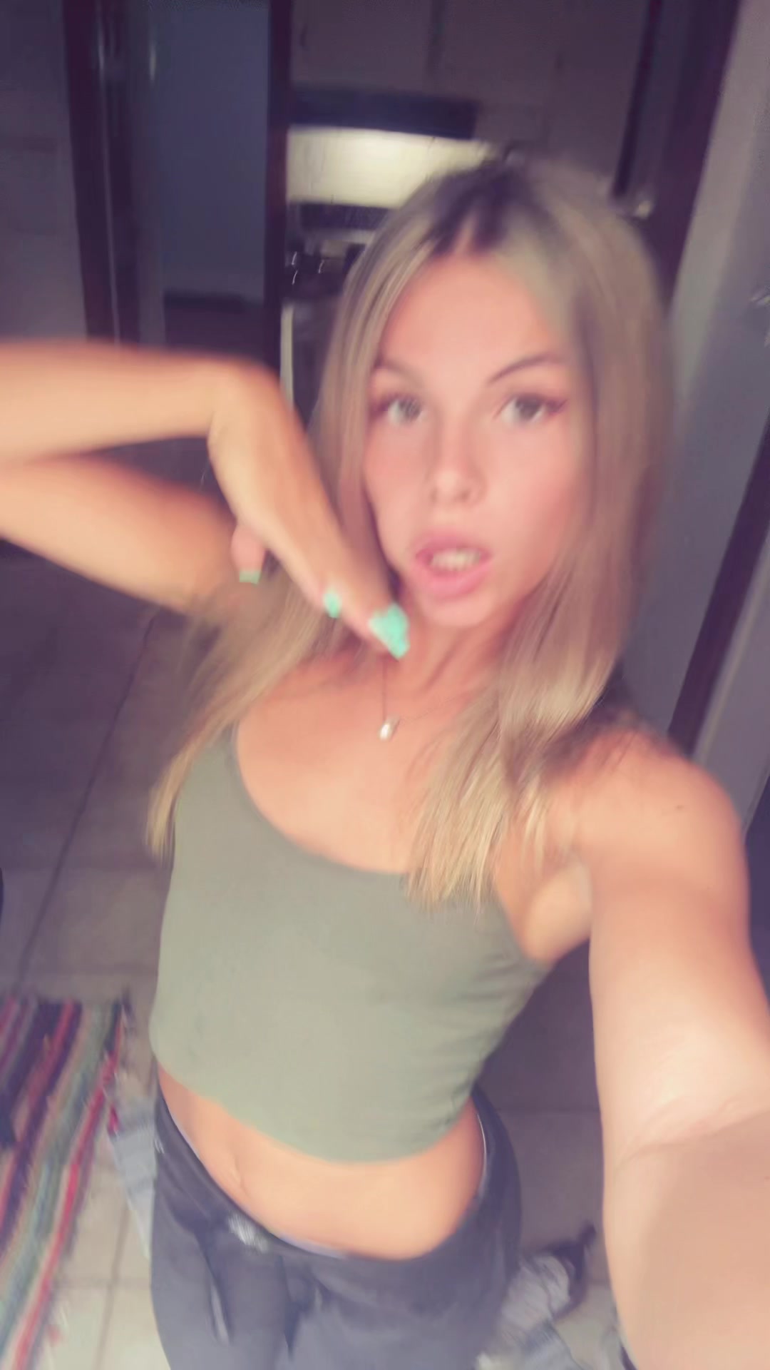 @❤︎