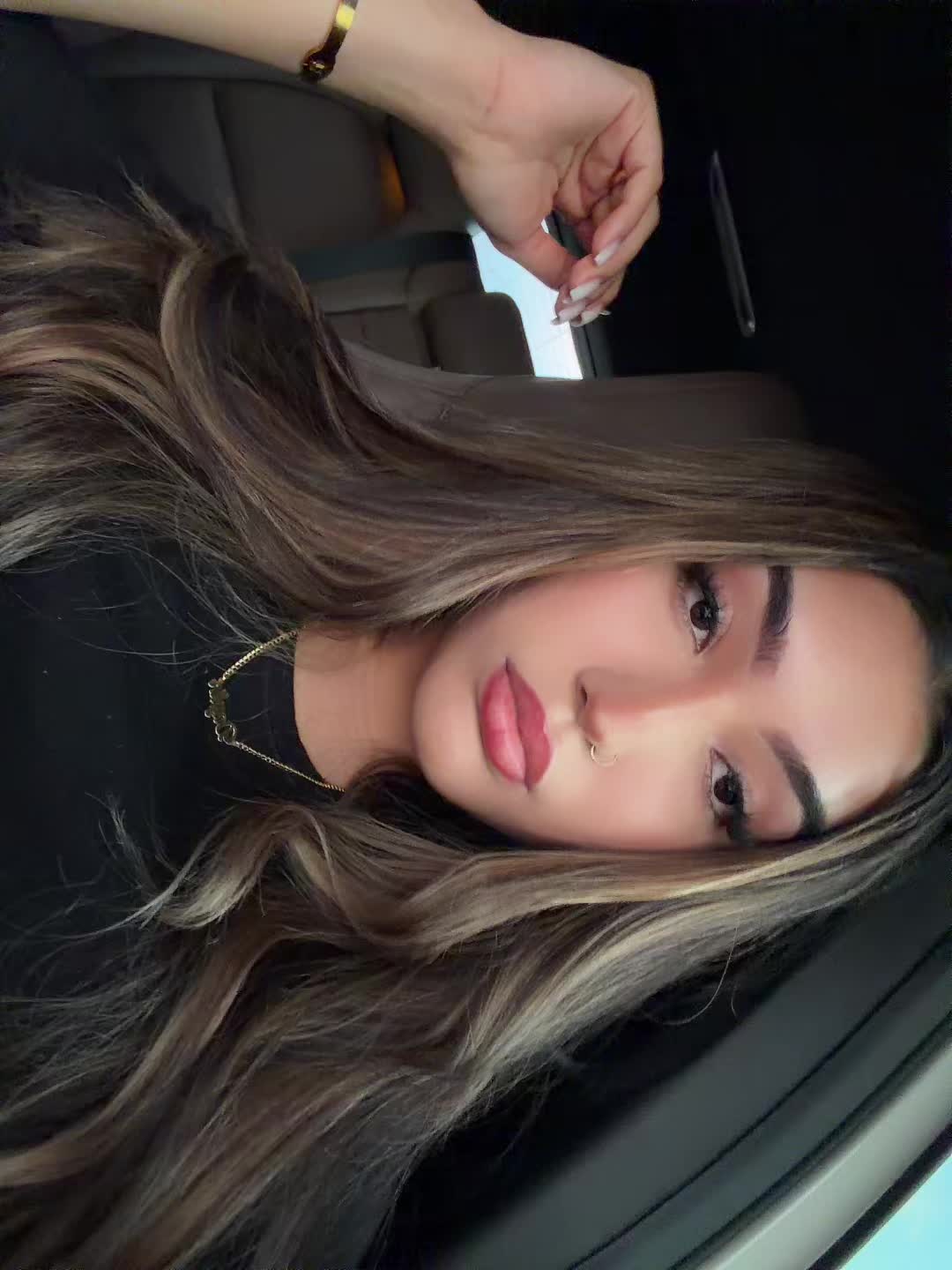 @Lalidollx