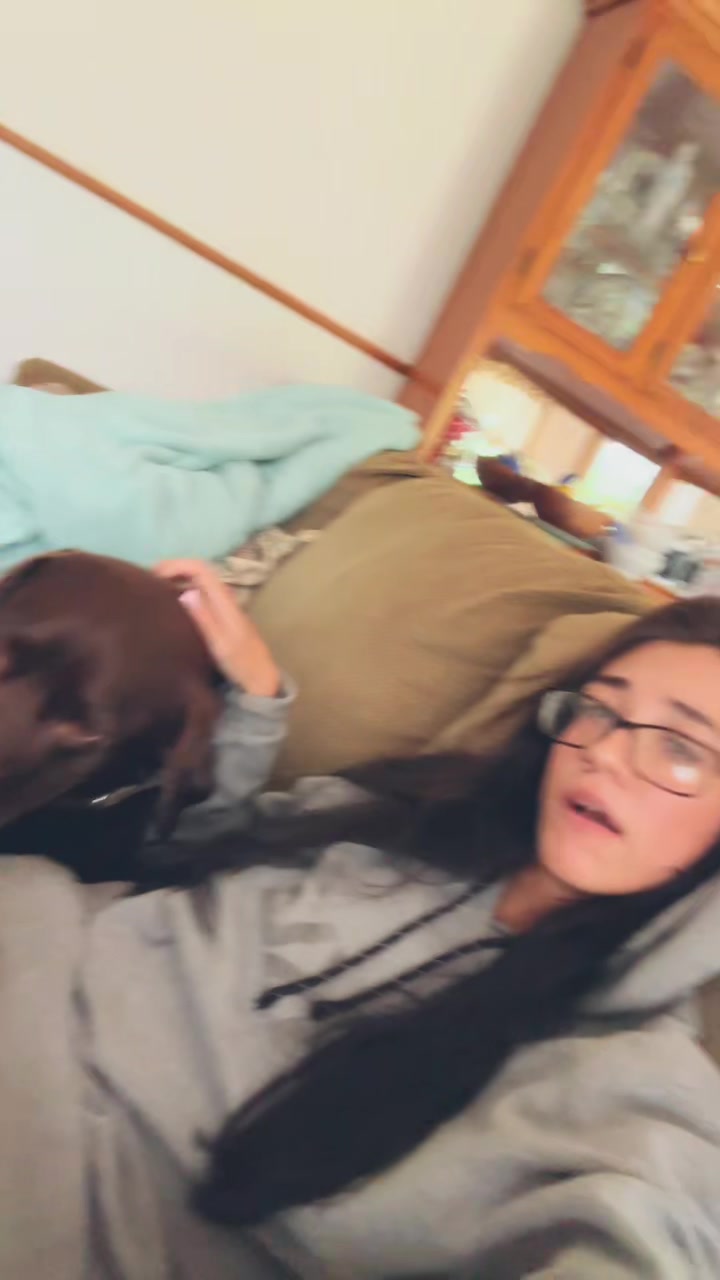 @シ