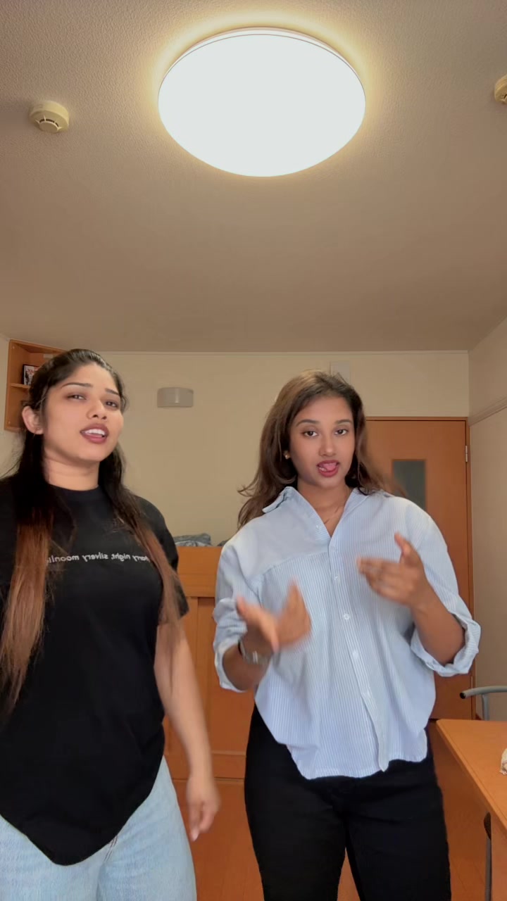 @Pooji_🇯🇵🌸