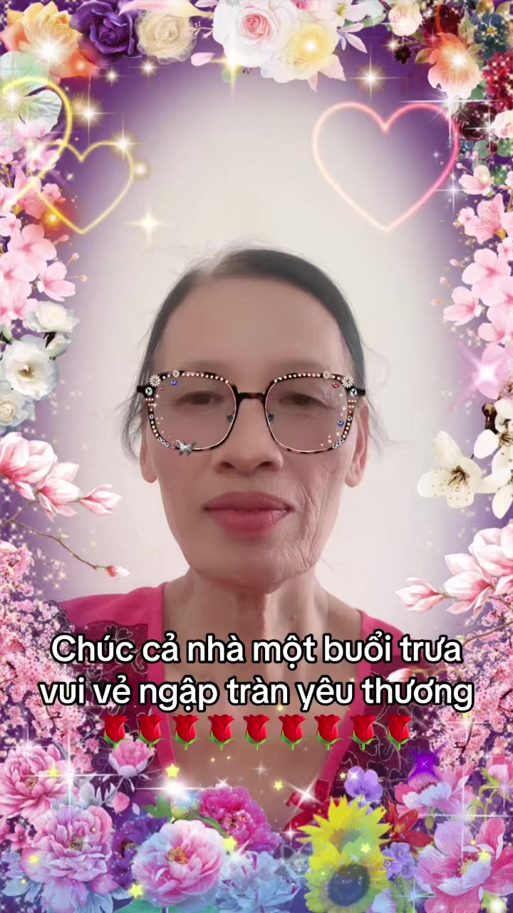 @Cụ b&agrave; phong c&aacute;ch
