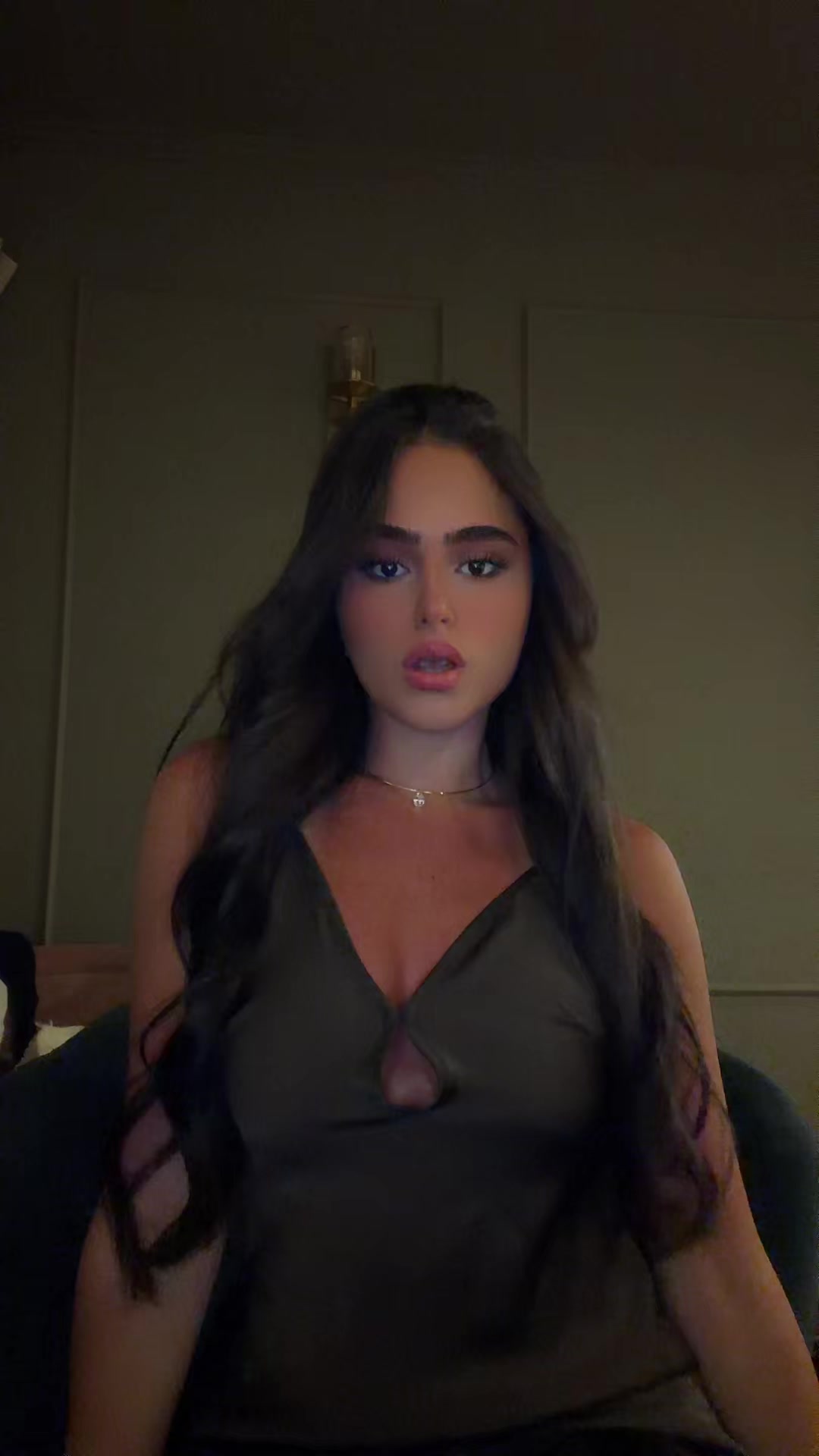 @שירז רחמין | מעצבת גבות וריסים