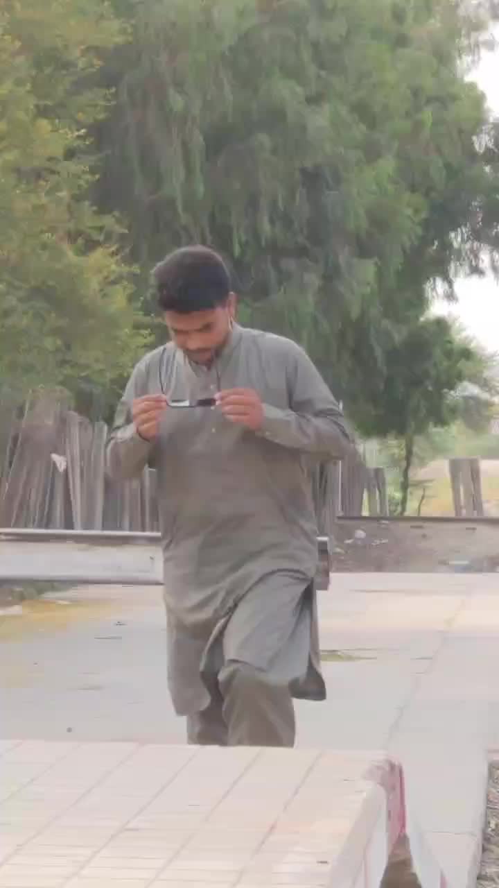 @ALi RaZa