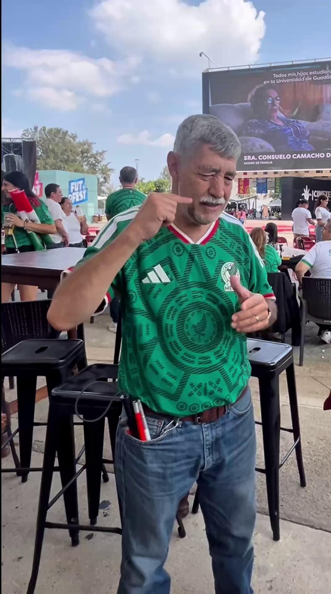 @Universidad de Guadalajara
