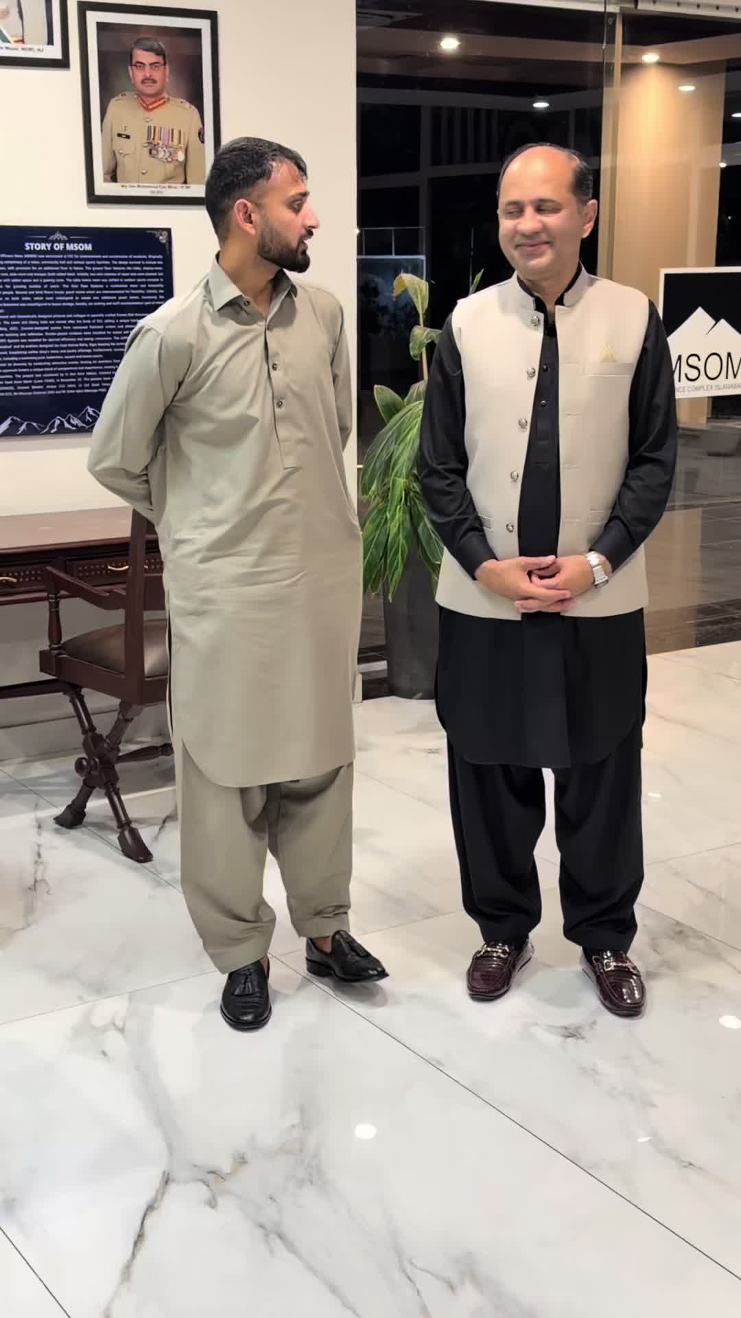 @Ali cheena🇺🇸🇵🇰