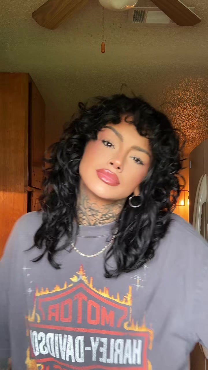 @🕸️ 𝔄𝔪𝔟𝔢𝔯 🕸️