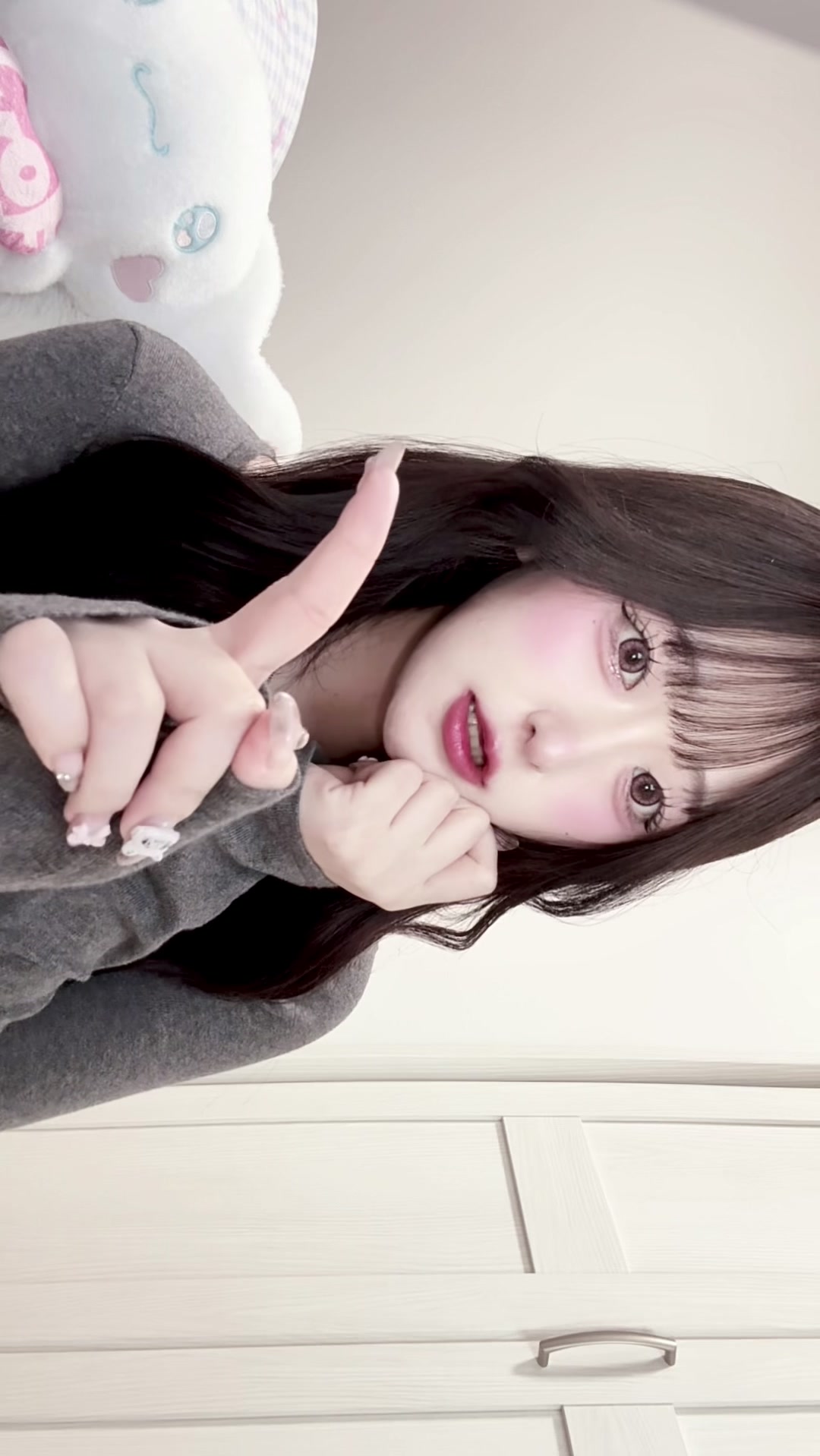 @瑞
