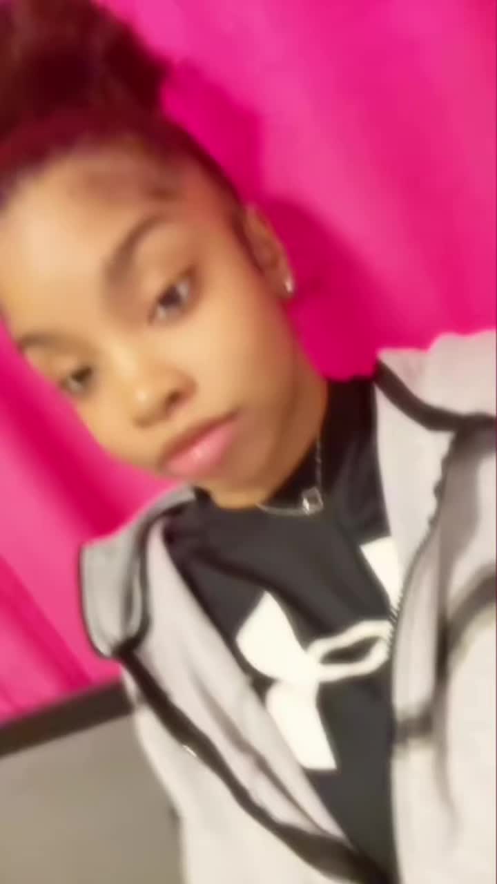 @oliviatianaa