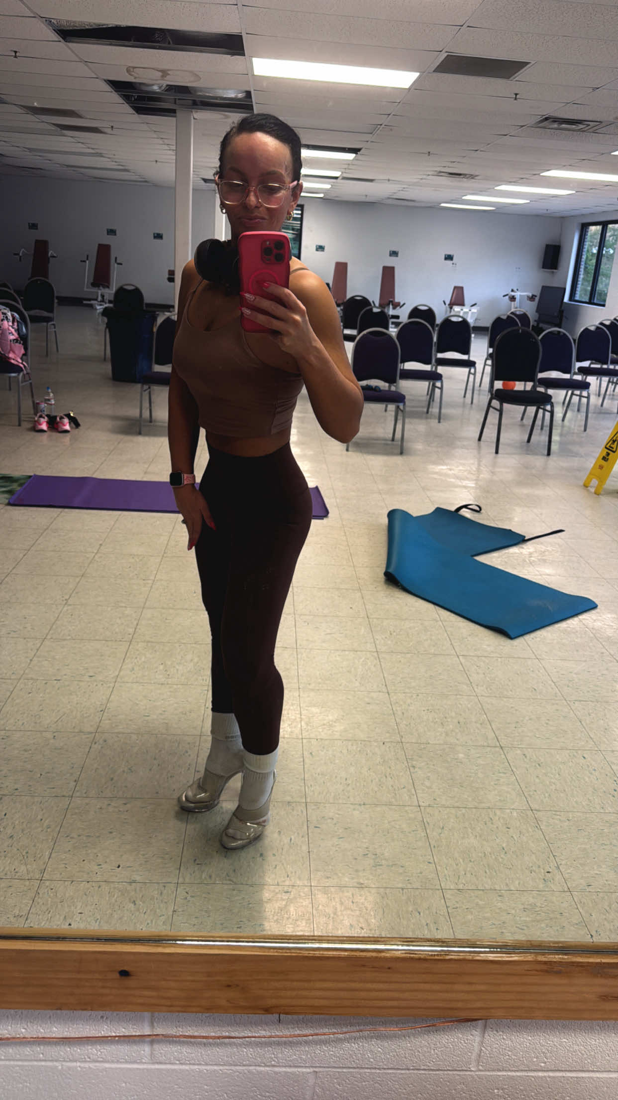 @💋Julie_N_Glam&Barbells💪