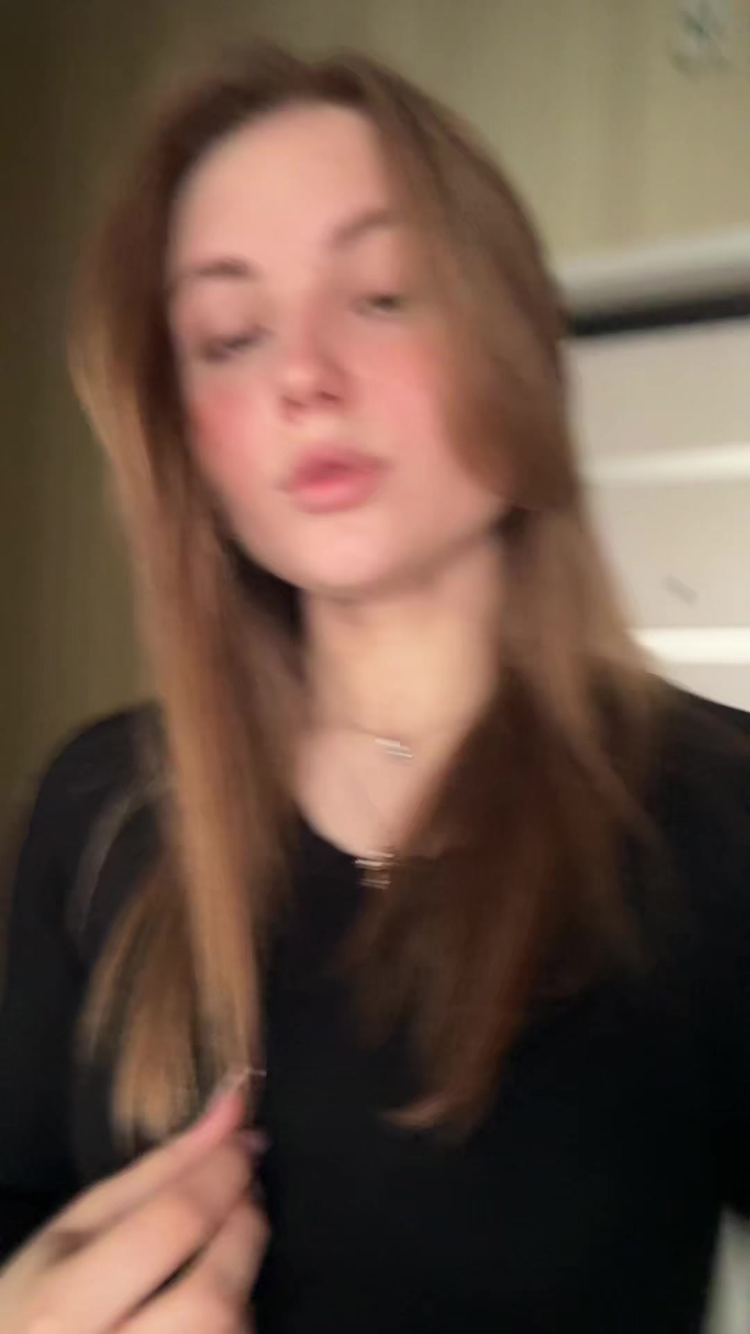 @_viknixx