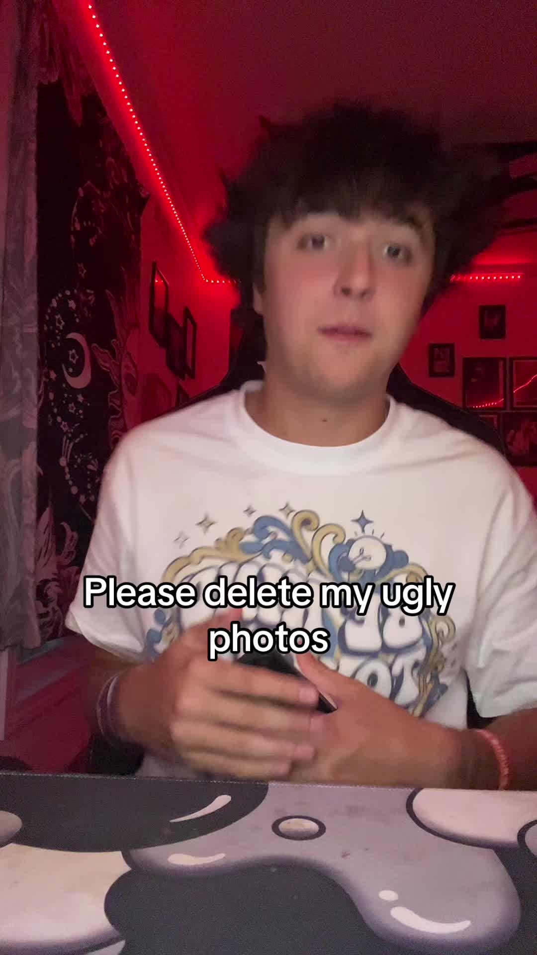@T