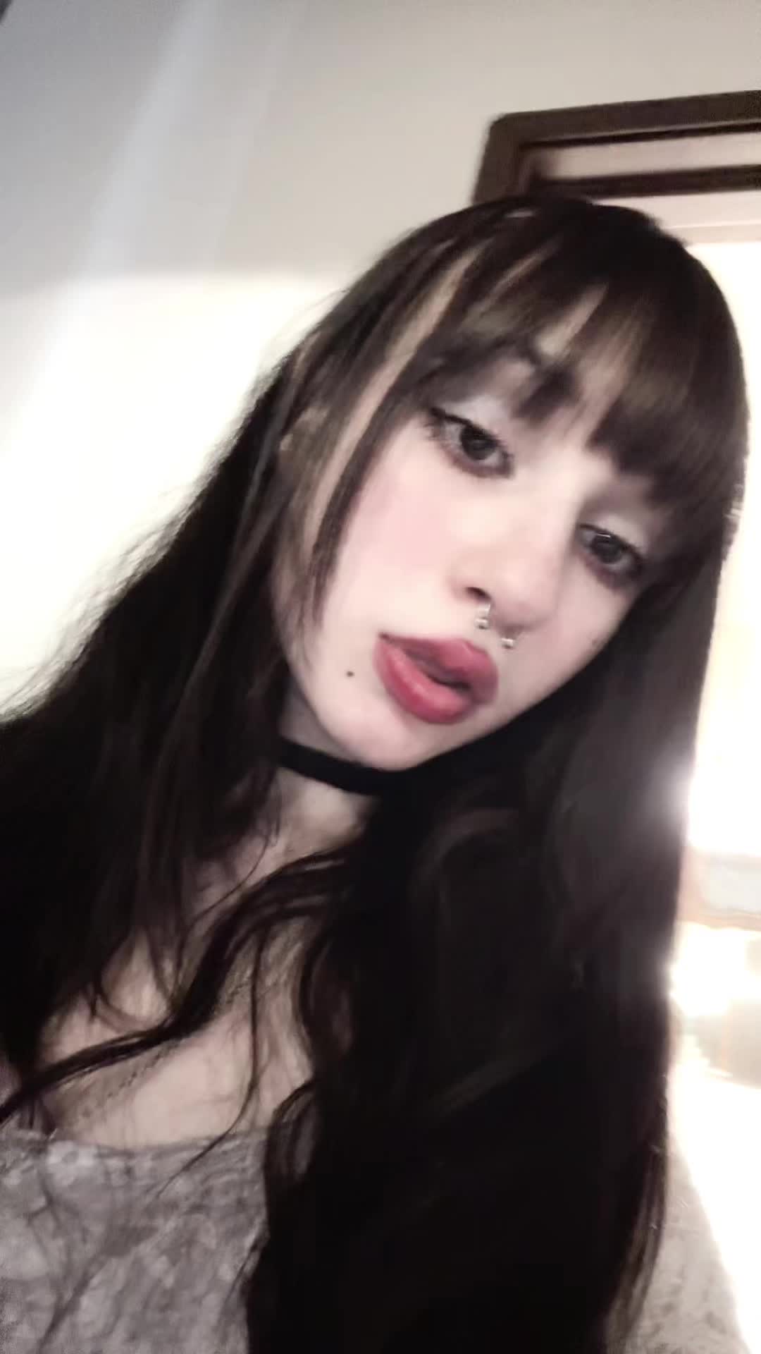 @isoobells 🦴