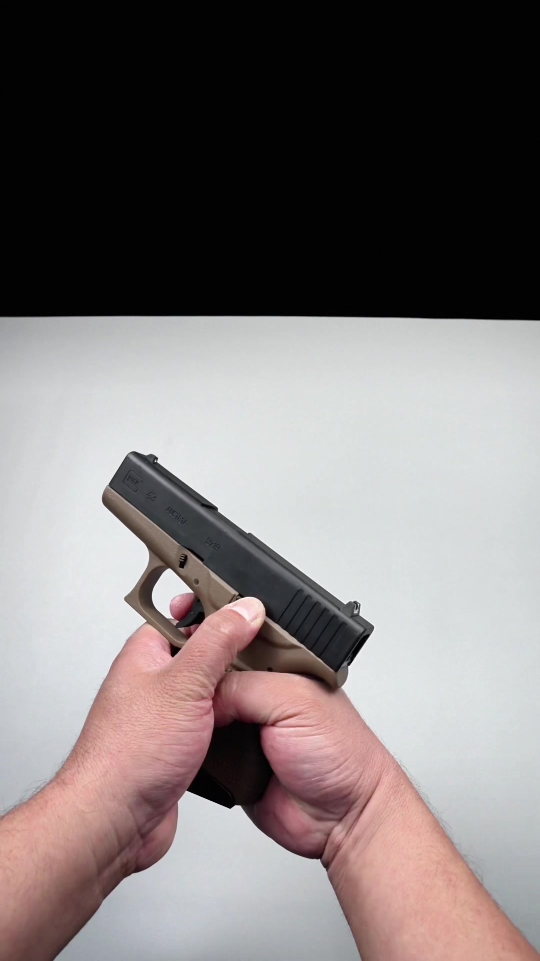 @akagtoy.com