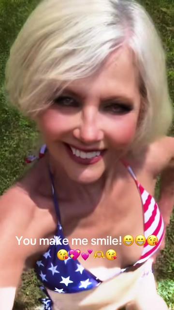 @Blonde girl