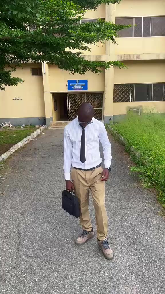 @Mr Bakerrr🇱🇷♟️