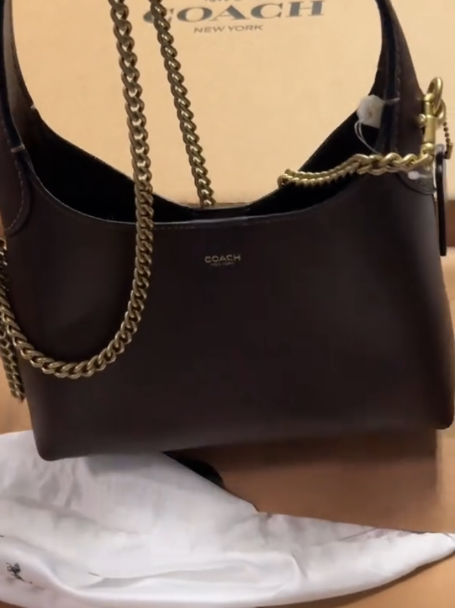 @Adina.finds