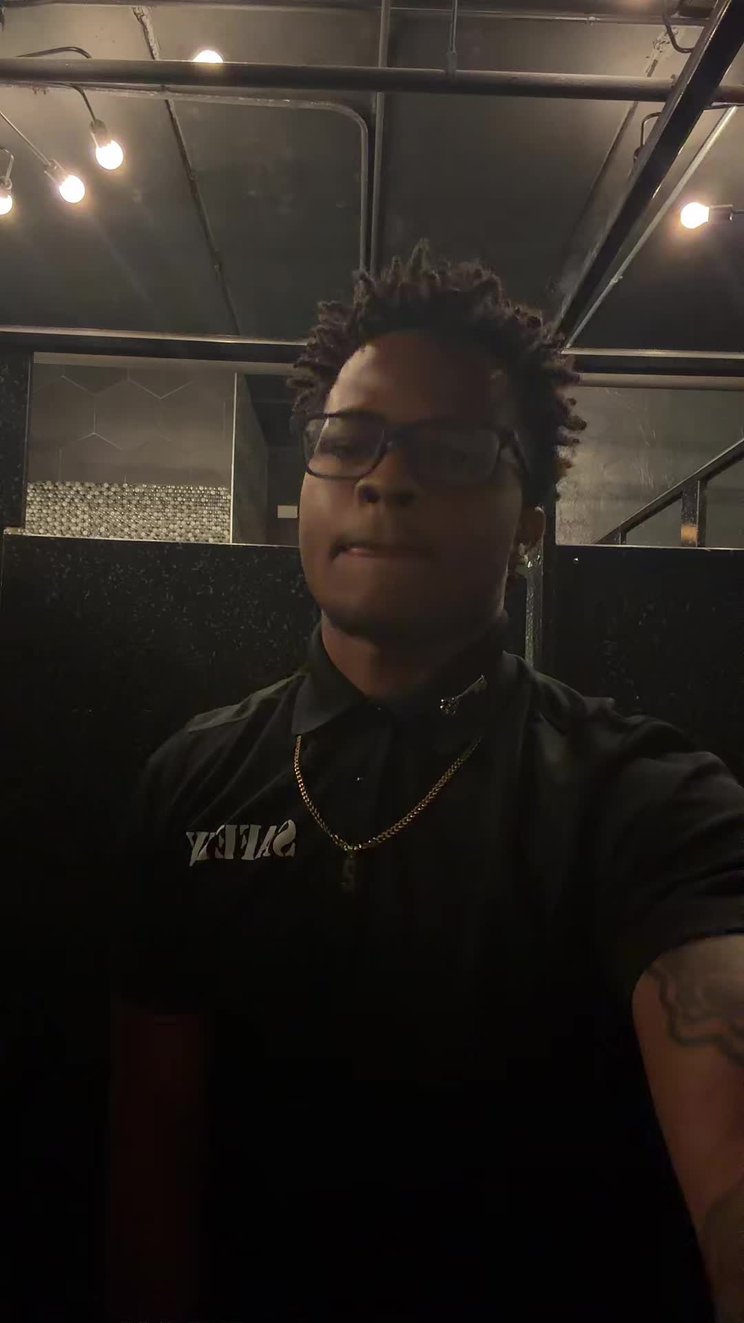 @T2