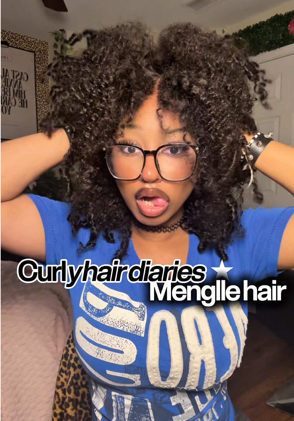 @￶