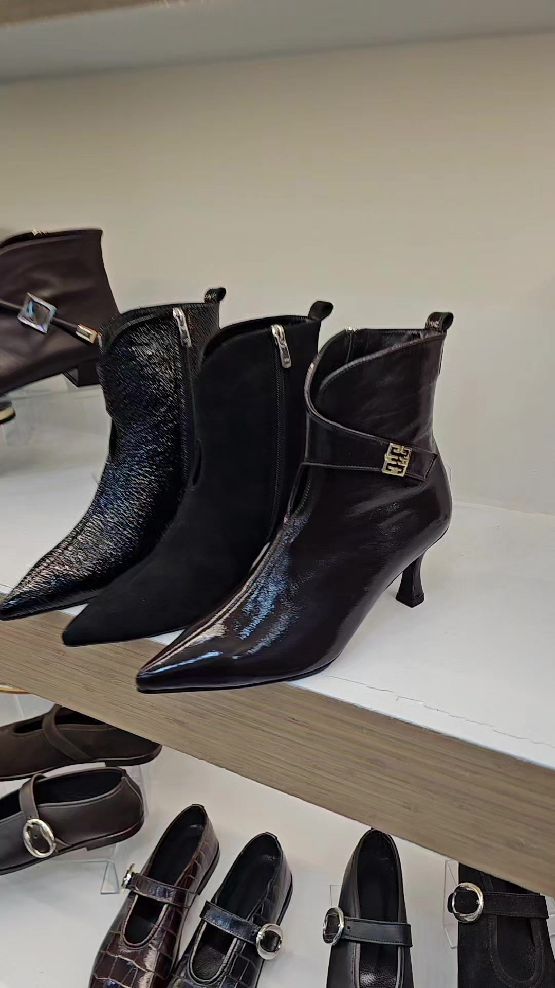 @Laviva_shoes