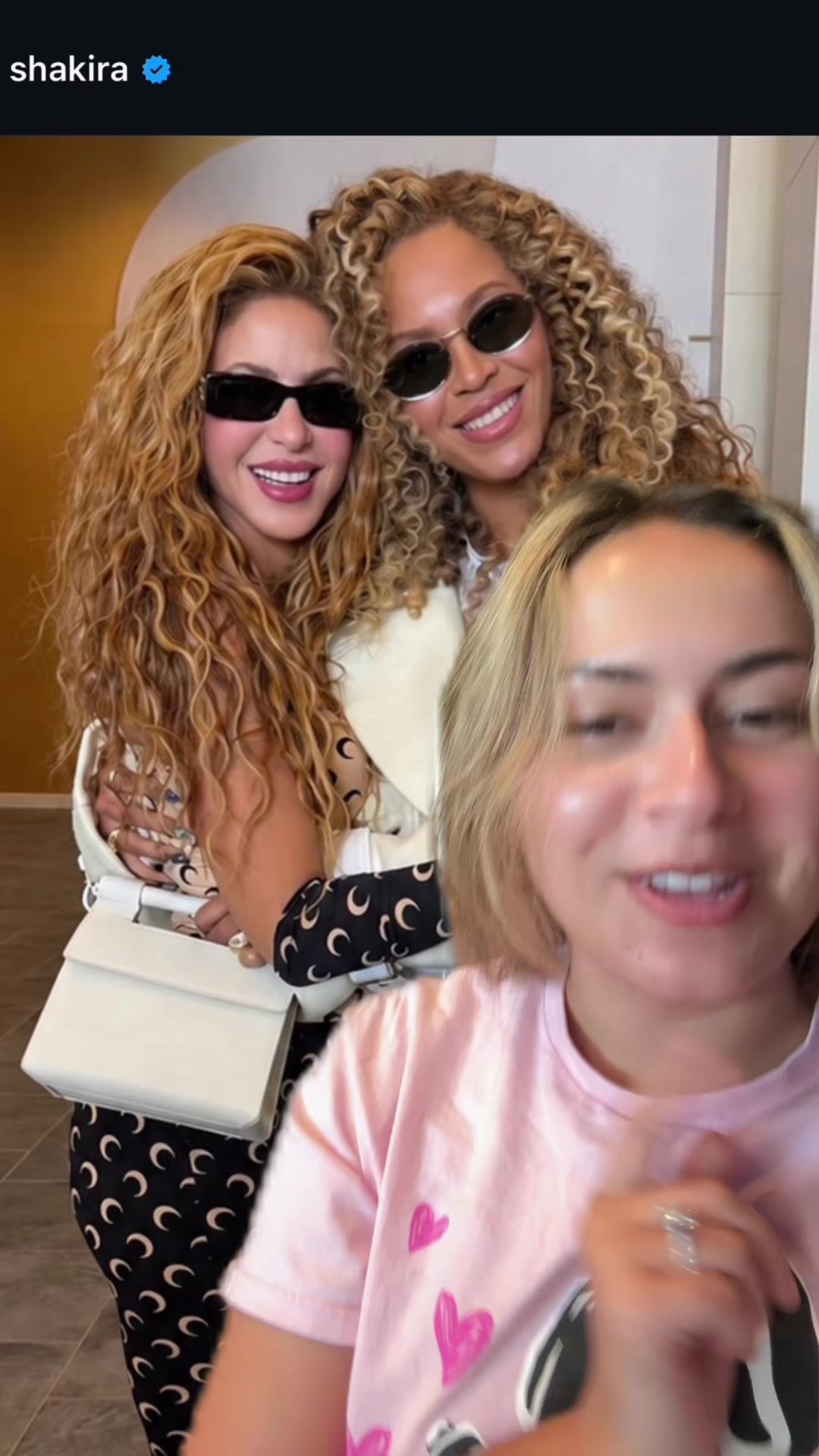 @Claireyoncé 🐝