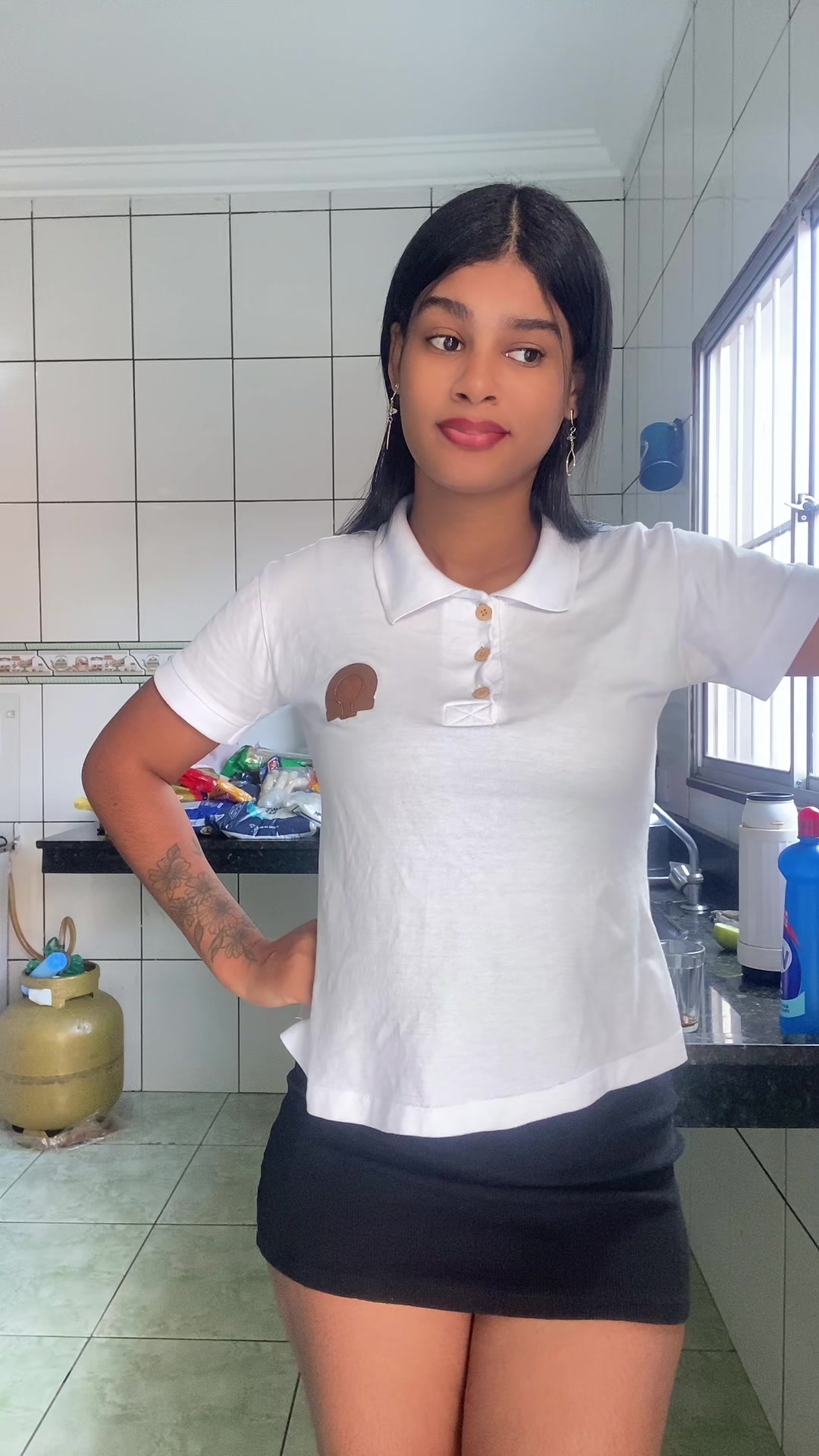 @T&acirc;nia