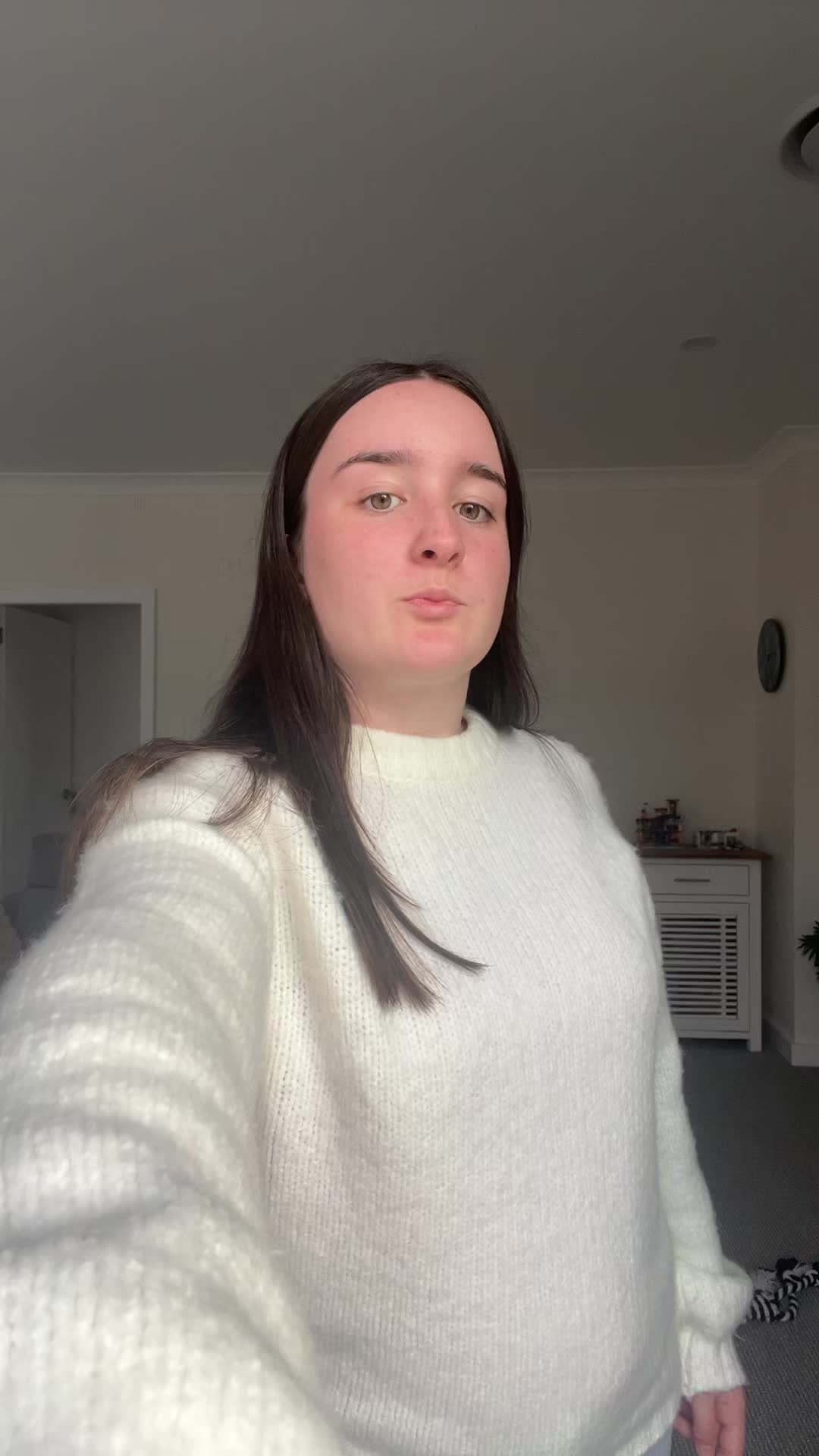 @isabella