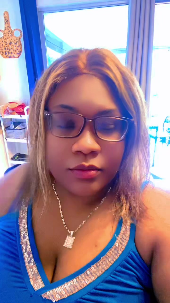 @La Reine Lala