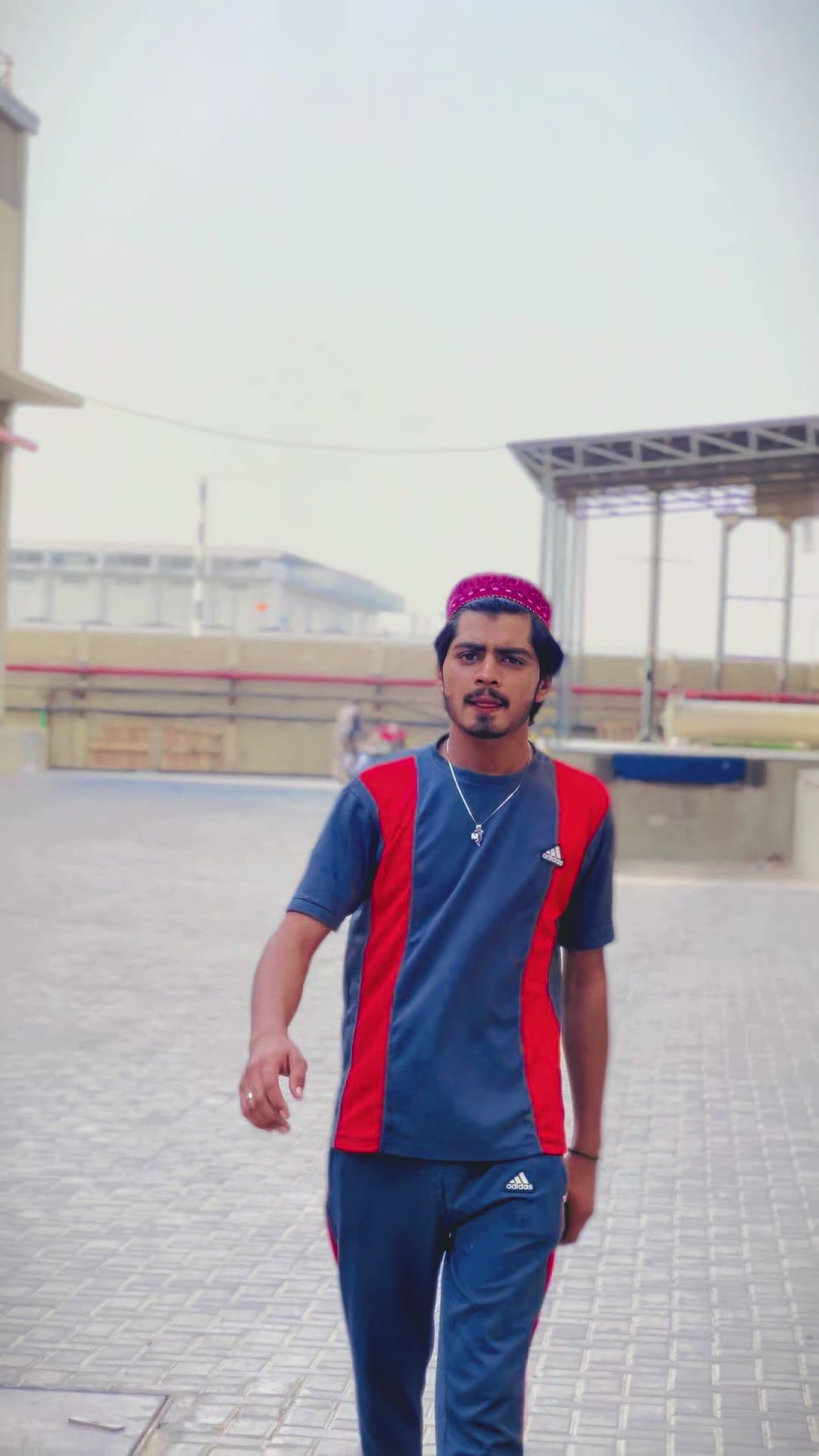 @معصوم پرندہ ظالم شکاری🦜🐦🥷