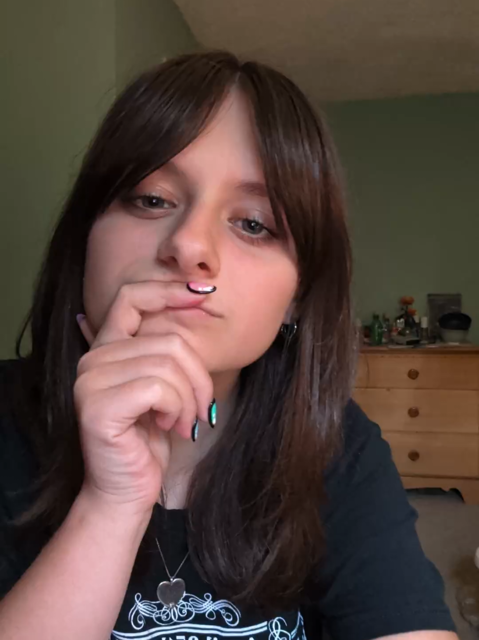 @ItsAbigailOfficial
