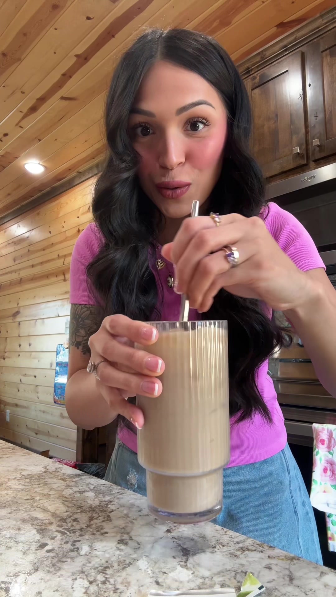 @Adamari | Mom of 2