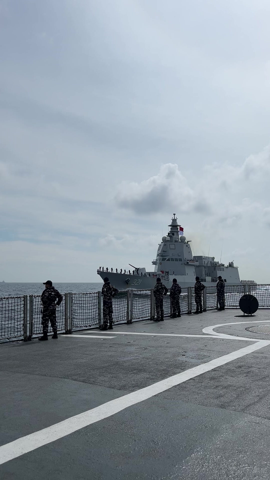 @bil