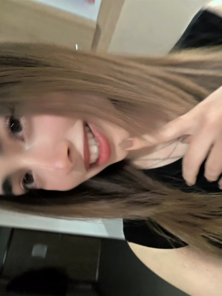 @heyitsmolly🫧