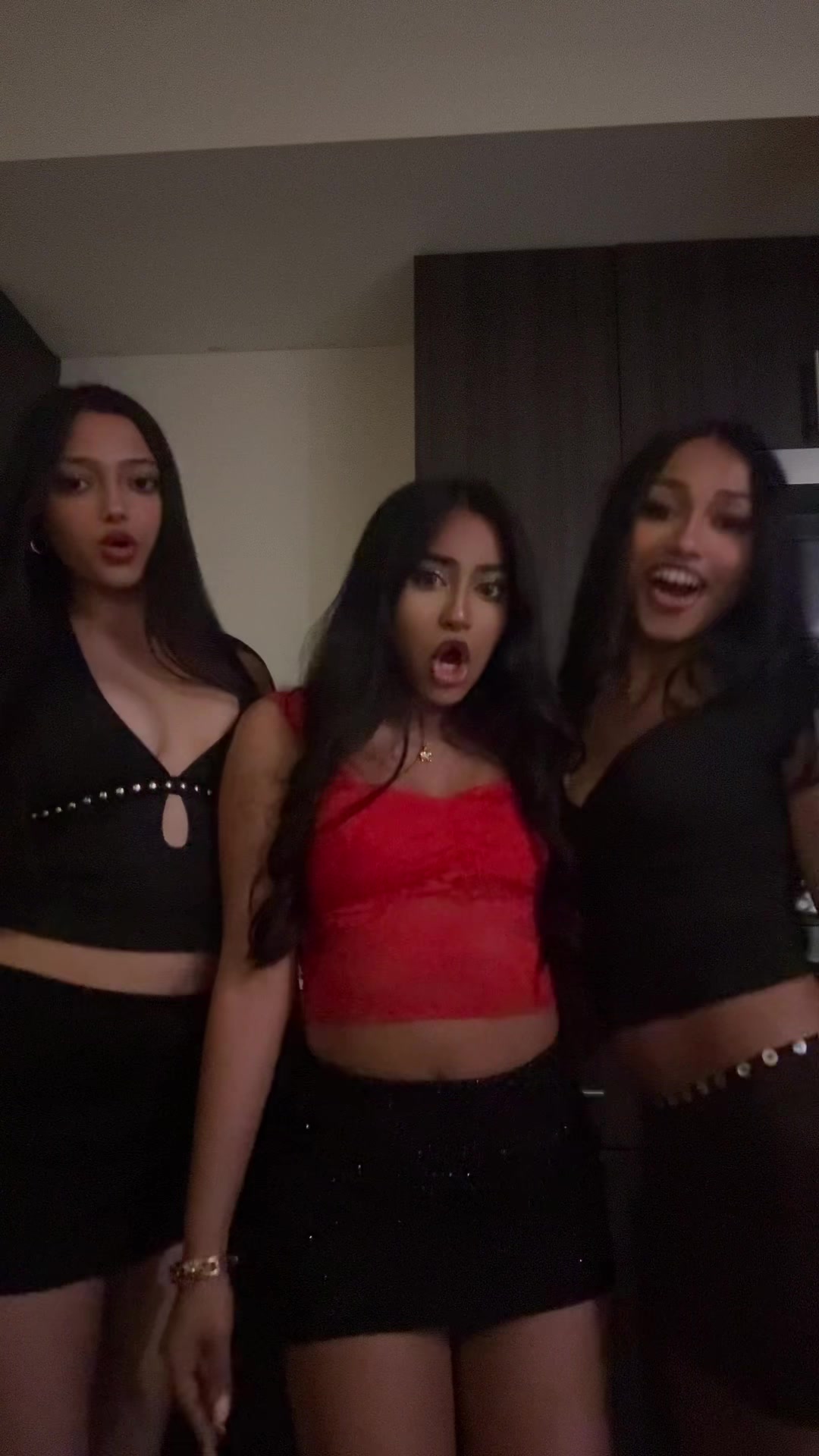 @Khushi 💋✨🥂🐆🖤
