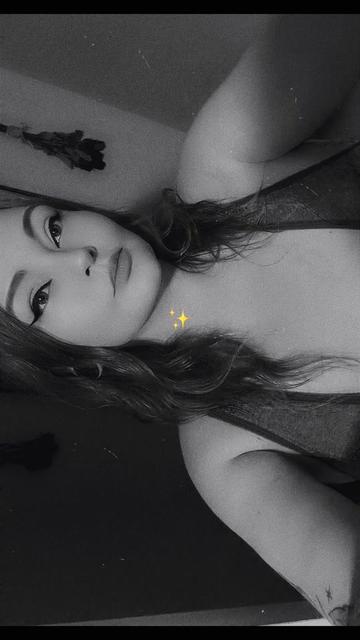 @Shellz Nikkii⏾