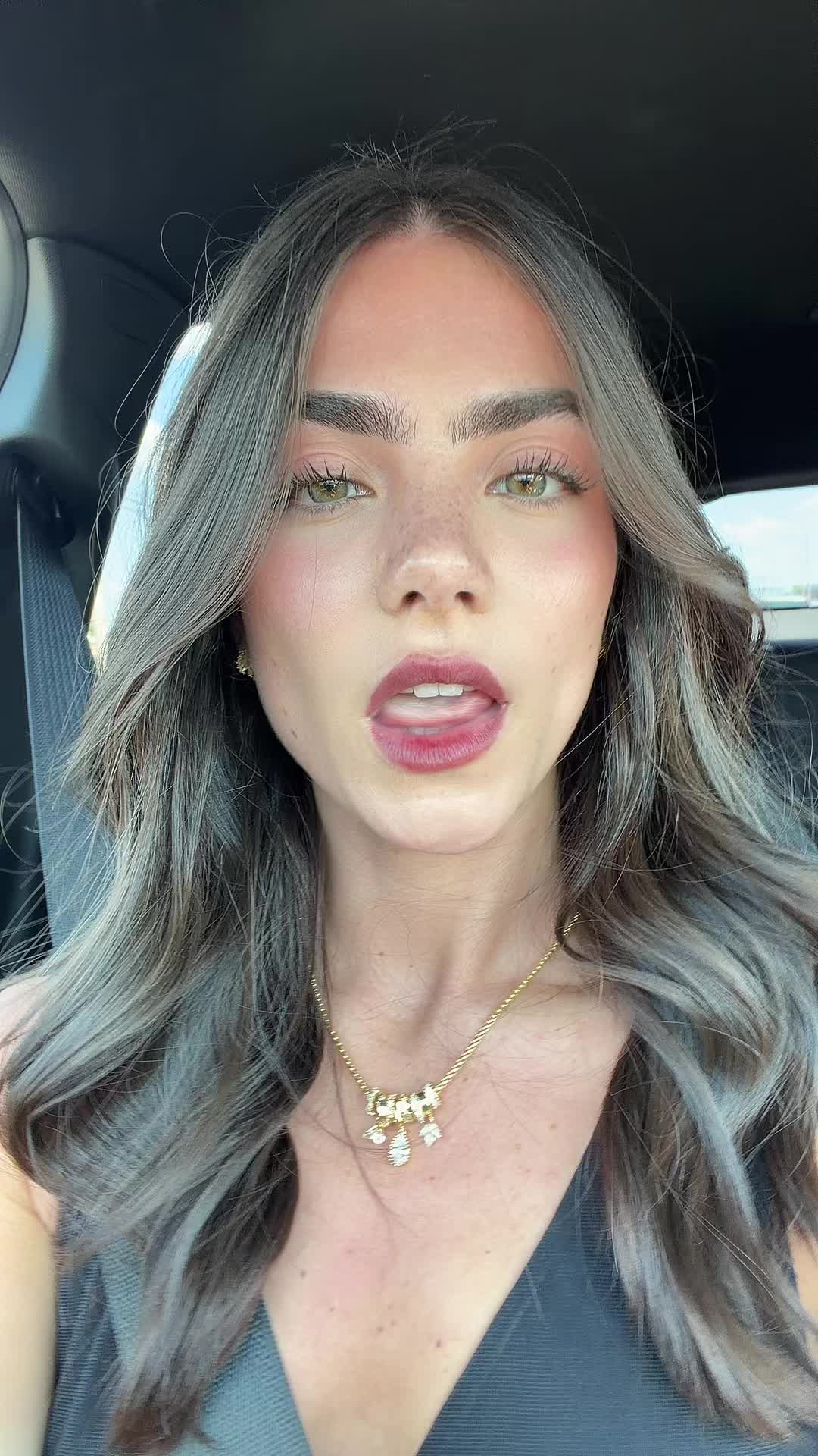 @cyrinna Nicolle