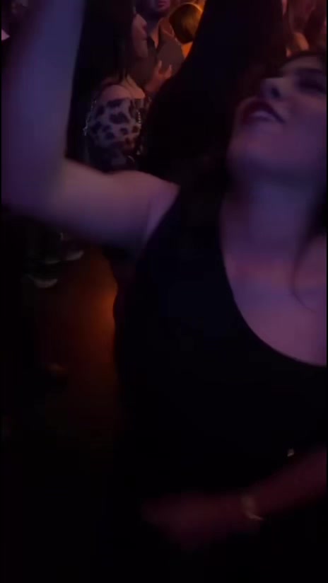 @Valentina2🩷