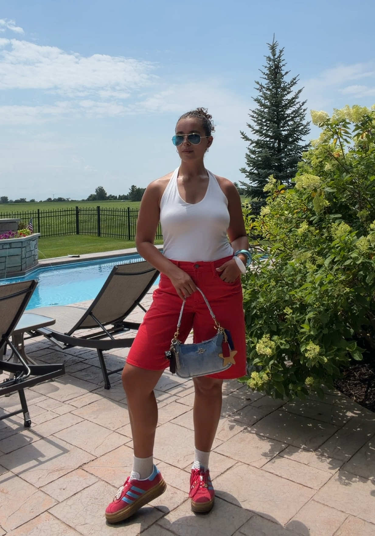 @ariellecarrera