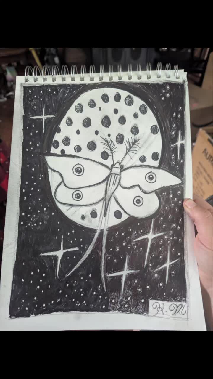 @firecrystal1092art 🖤💜🤍🩶