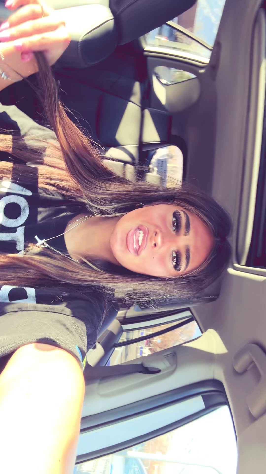 @notmiavhehe