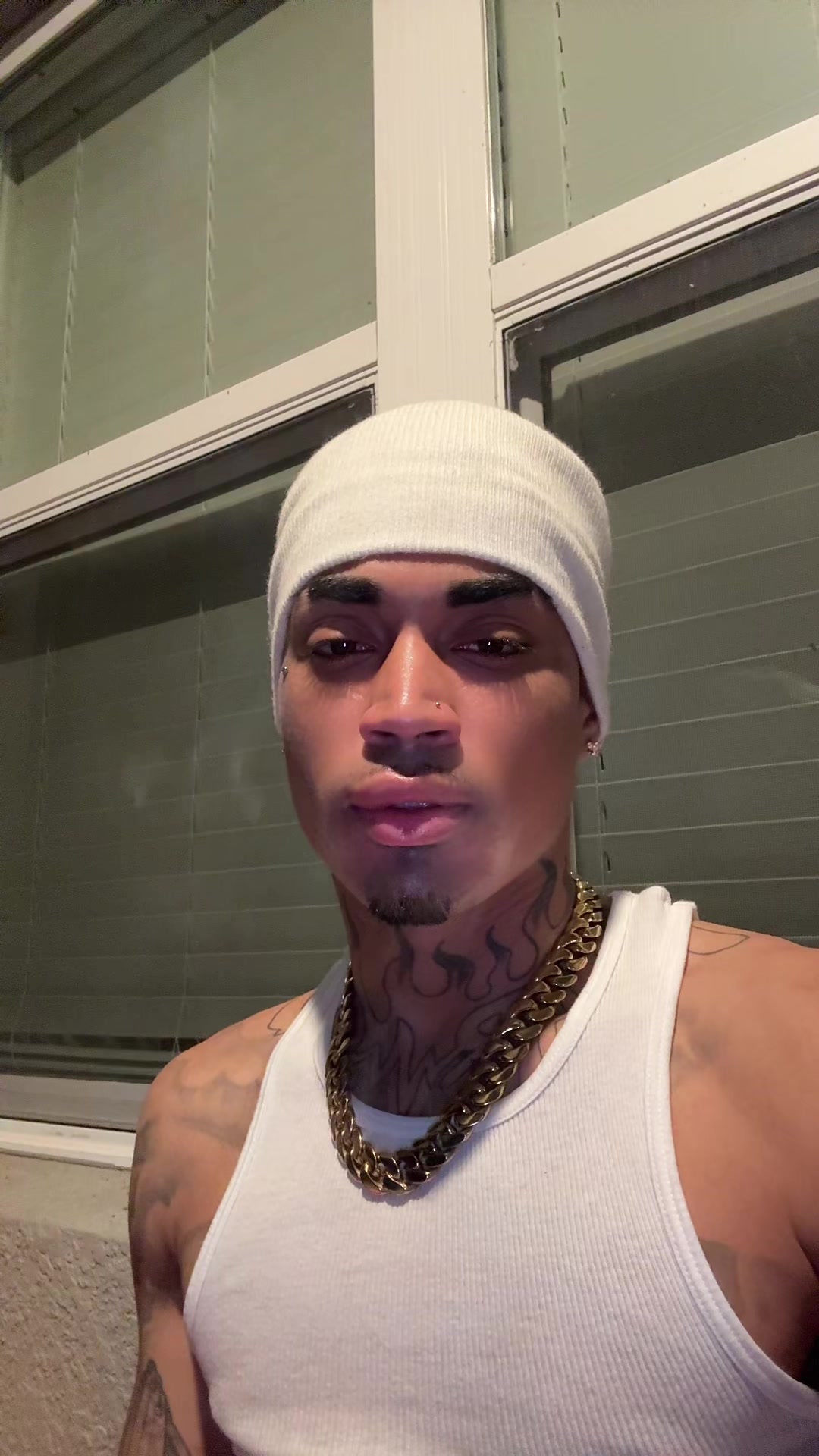@โ