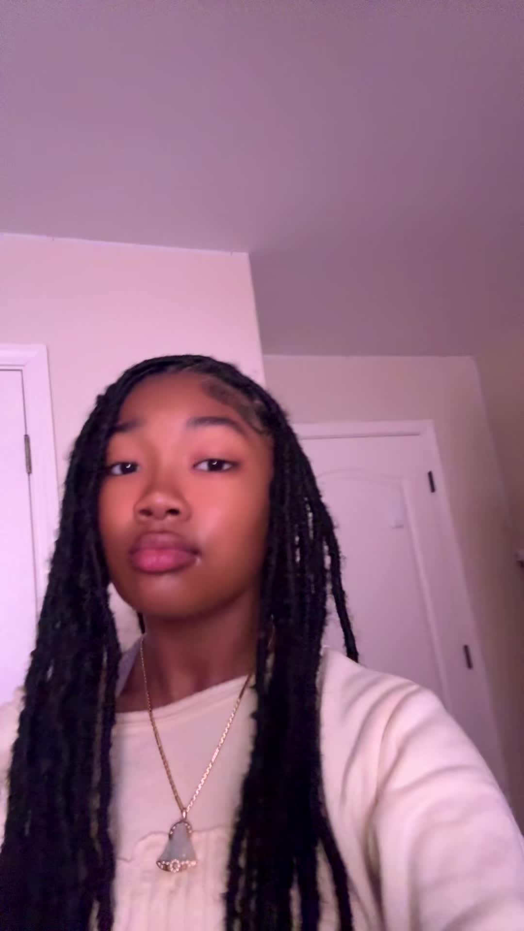 @xoxokhloe ౨ৎ