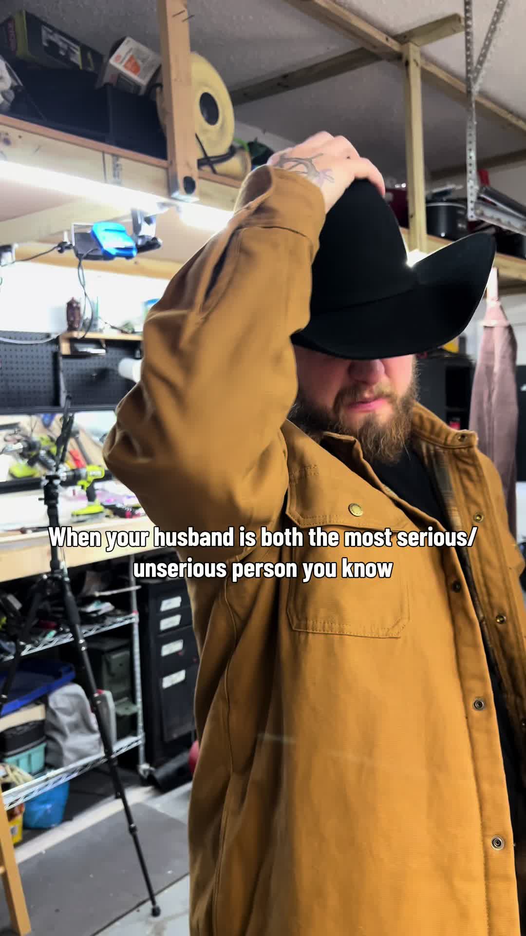 @thehannahrubin
