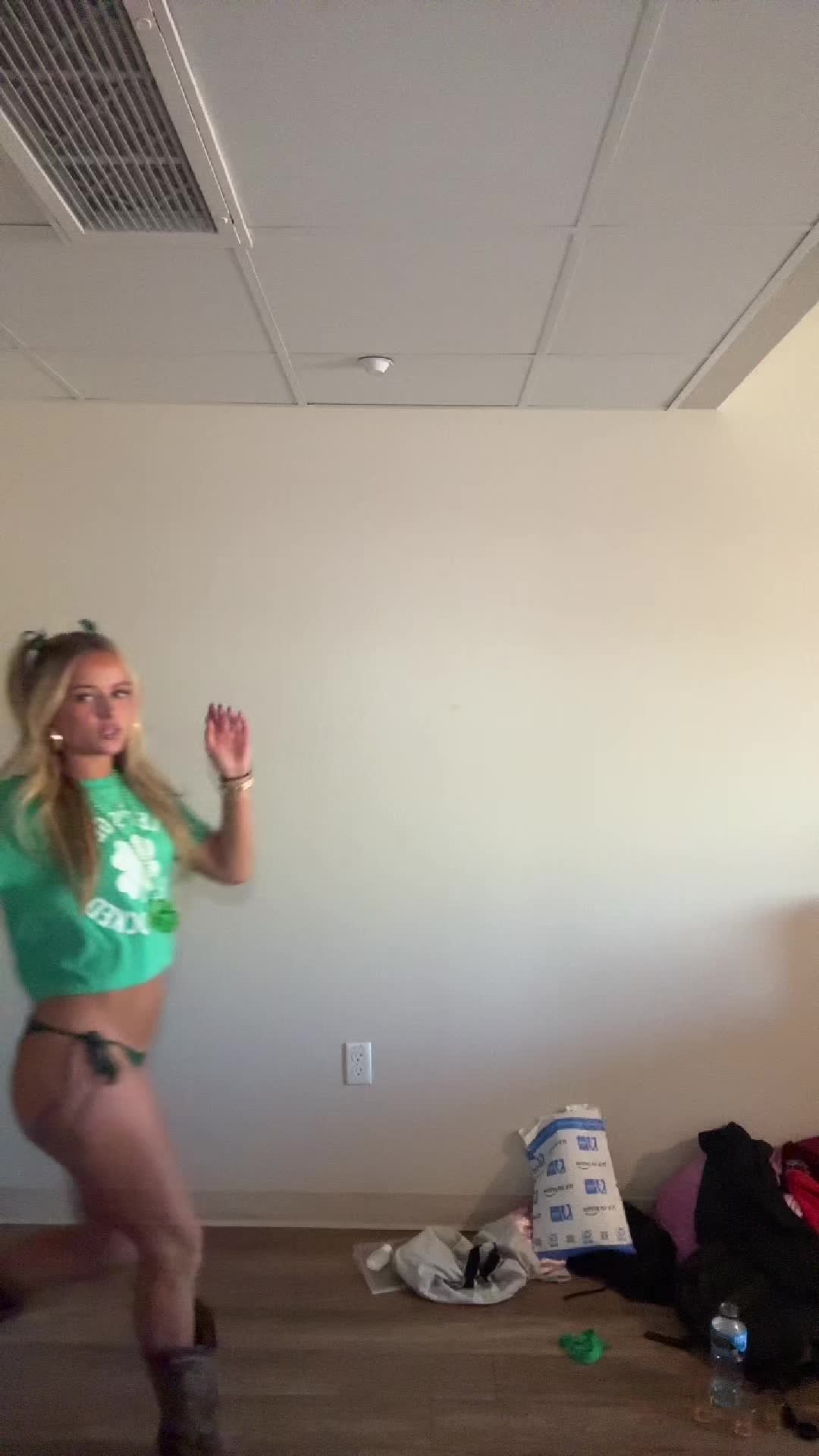 @Bella Lassberg